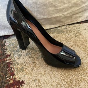 Black Vince Camino Heels